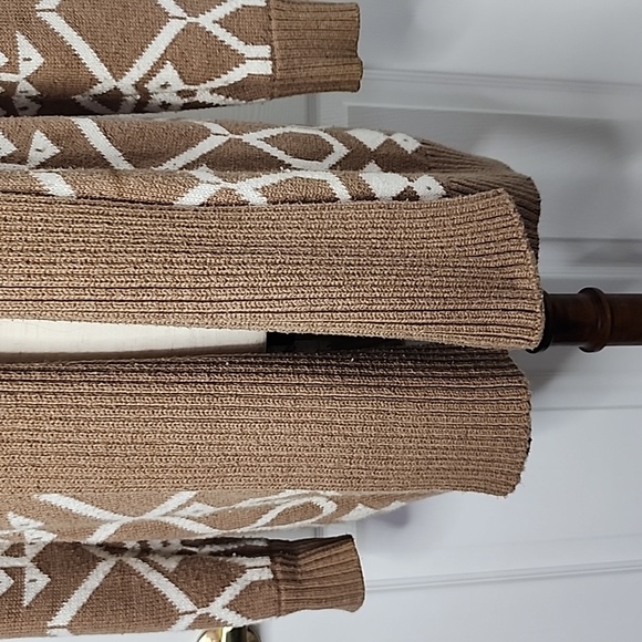 OLD NAVY WOMAN'S SWEATER M - Picture 3 of 11